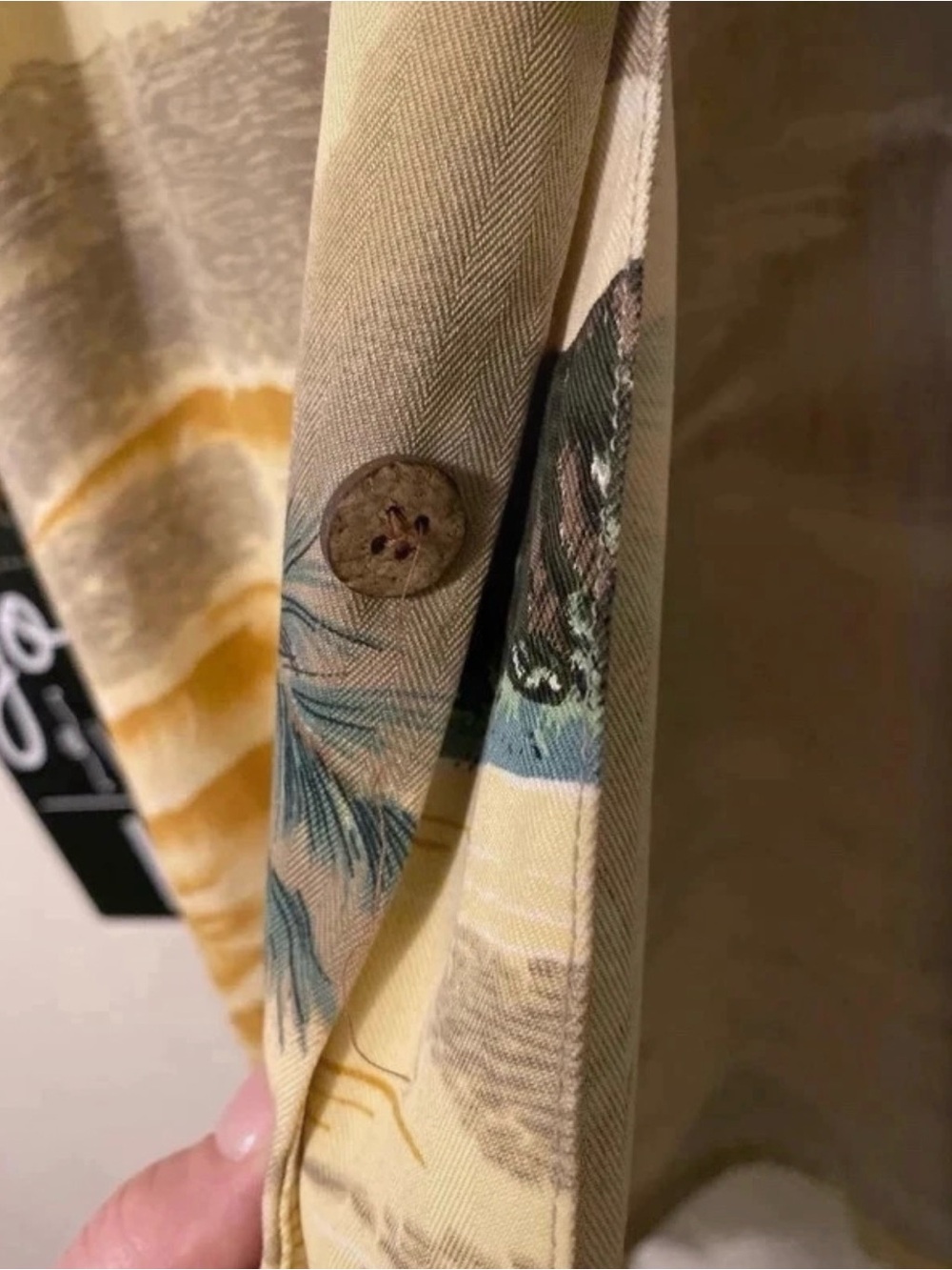 Tommy Bahama Short-Sleeve Tropical Camp Shirt in Brown & Cream - Picture 3 of 4